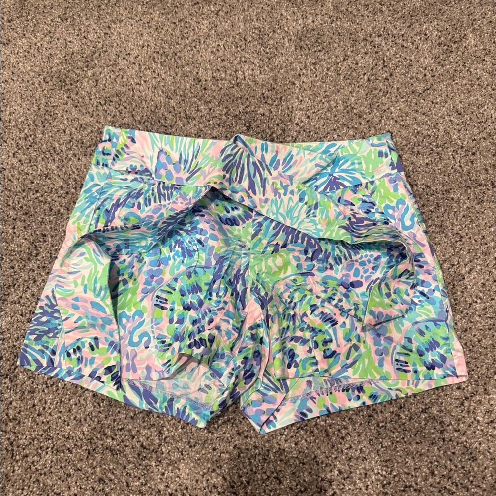 Lilly Pulitzer Kaden Multi Shell of a Party Shorts Vibrant Tropical Print 8